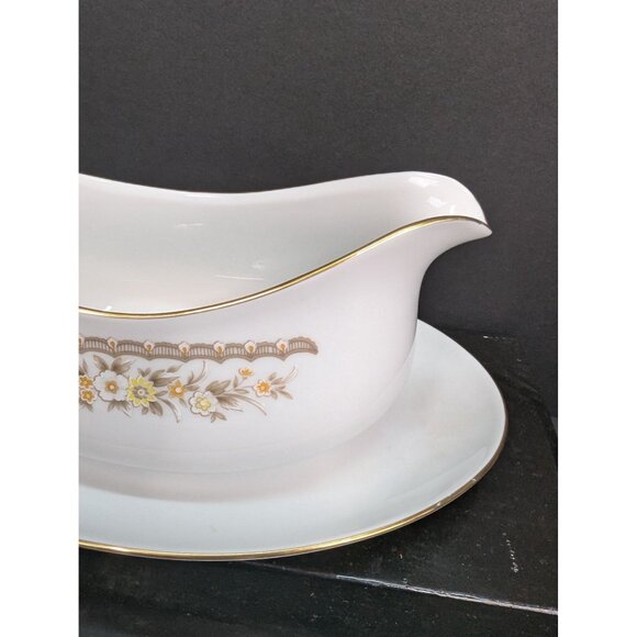 Ekco International Golden Autumn Double Pour Gravy Boat Attached Plate - Picture 6 of 11